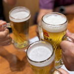 堂山食堂 - ドリンク写真:ビール605円