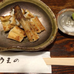 あなごめしうえの - あなごの白焼 山葵とお塩をたっぷりつけて。
      激うまです♡