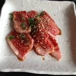 炙りや秀苑 - 秀苑カルビ定食のカルビ