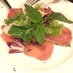 Kayu Manis Cafe & Home Stay - ツナカルパッチョ