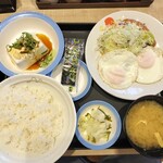 松のや - 料理写真:ソーセージエッグW冷奴大