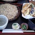 せいろの大盛りの海老天追加