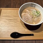 ラーメン海鳴 - 魚介とんこつ