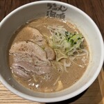 ラーメン海鳴 - 魚介とんこつ