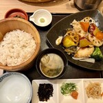 おひつごはん 四六時中 - 