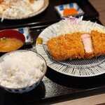 とんかつ義 - 厚切り豚ロースカツ定食