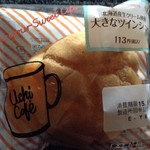 LAWSON - ツインシュークリーム…無難です。
特別では無いシュークリーム（笑）