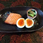 一水荘 - 鮭と卵と山菜