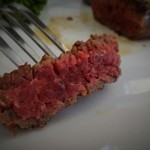 熟成肉バル　風 - オーストラリア産グラスフェッド　ランプ熟成肉の断面