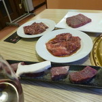 焼肉 三水苑 - 赤身ステーキ・ハラミ・ドライエイジングビーフ