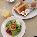 ロイヤルホスト - ボイルエッグ&トースト(ドリンク付き・450円・別)