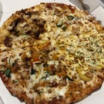 ドミノ・ピザ - 料理写真:夏のコク旨カレークワトロ Lサイズ