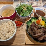 ダイニング ハウント - 