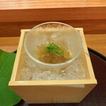 日本料理 太月 - すっぽんの冷静仕立て、芽ネギとつゆしょうが