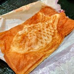 湯あみの島 和風カフェテリア - クロワッサンたい焼き　300円