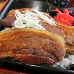 shokujidokoroizakayafujiko - 特製炙り豚重　ご飯少な目