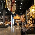 国立民族学博物館 ミュージアム・ショップ - 開館当初から、館内は、写真撮影OK　