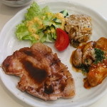 アーティザン - 山麗豚ロースステーキ＋マグロとムール貝のトマト煮\1,200-