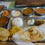 南インド家庭料理 カルナータカー - ランチAセット☆