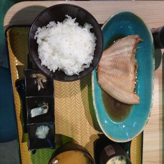 潮目食堂_1