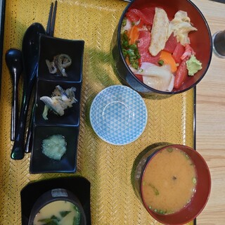 潮目食堂_0
