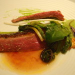 フロリレージュ - 鴨肉のロースト。