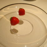 フロリレージュ - イチゴのパートドフリュイ。