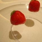 フロリレージュ - イチゴのパートドフリュイ。