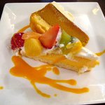 ガーデン＆クラフツ カフェ - 本日のデザート２種