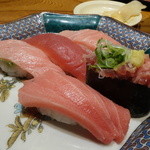 Morimori Sushi - ☆追加で鮪５点盛り(#^.^#)☆