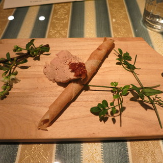 キャス・クルート_0