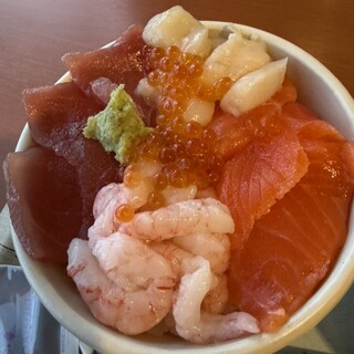 おさかな丼屋 とと丸食堂_0