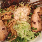 豚のらーめん 弐番手 - 家康プロジェクト
      ミソマゼソバ