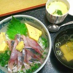 栄寿し - あじ丼のランチ