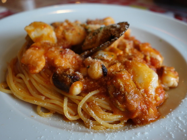 Molto Buono Toyonaka Inarijinjamae Ten