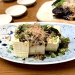 海舟 - 冷奴行者ニンニク醤油のせ