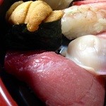 Sakura Sushi - お布団の様なネタ o(≧▽≦)o 
