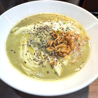 ヌードル＆スパイスカレー 今日の1番 - 料理写真:濃厚牡蠣ソバ　ガーリック牡蠣バターペースト