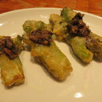 Ata - たらの芽のフリット、ホタルイカのタプナード2