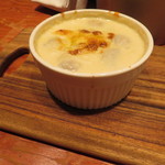 Ata - 白アスパラとマッシュルームのトリュフ・チャウダー2