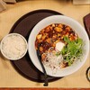 仁来坊 - 汁なし麻婆麺+焼き餃子