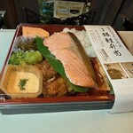 塚田農場 OBENTO&DELI - 料理写真: