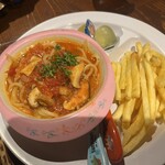 淡路生麺 出汁スープパスタ専門店 パスタマン 麺男 - 