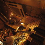 OiRA - 手前の奴はお客さんです