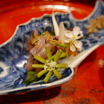 草喰 なかひがし - 向付　鯉の細造り