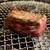 焼肉ホルモンまんのや ハットリ一番 - 料理写真:極雌萬野和牛赤身肉塊焼き100g