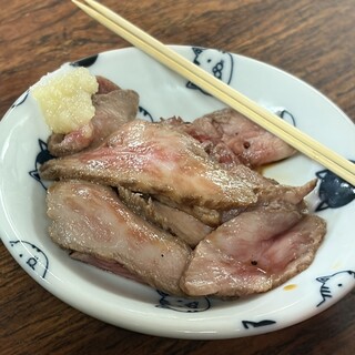 肉のまえかわ_1