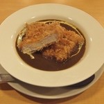 福幸亭 - 福幸亭風カツ『ヒレ：カレーソース』