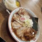 中華ソバ よばれ - 料理写真: