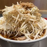 豚メンMAX - 料理写真:ミニ豚ラーメン¥900にトッピングは野菜マシマシ、アブラ